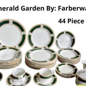 Feberware- shipping Included Emerald Garden 44 PC SET